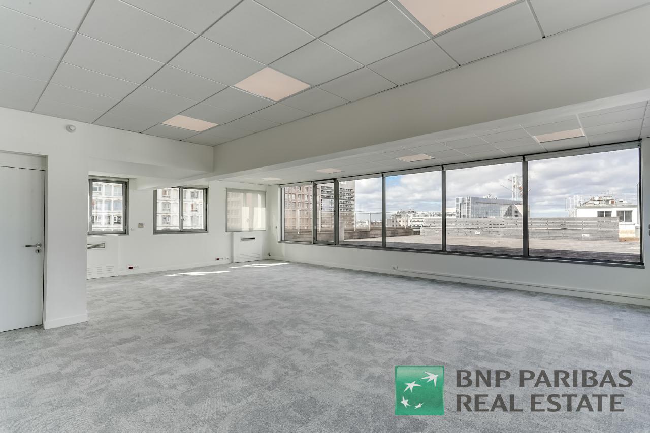 Bureau Paris 2374m² Location bureau Paris OLBUR2200166 5